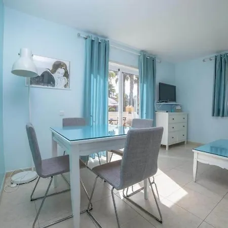 Apartment Lightbooking Oasis Royal F311 *