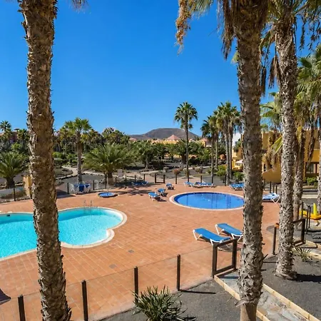 Διαμέρισμα Guestready - Renovated Retreat With Communal Pool